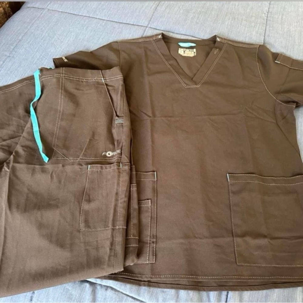Black womens carhartt scrubs